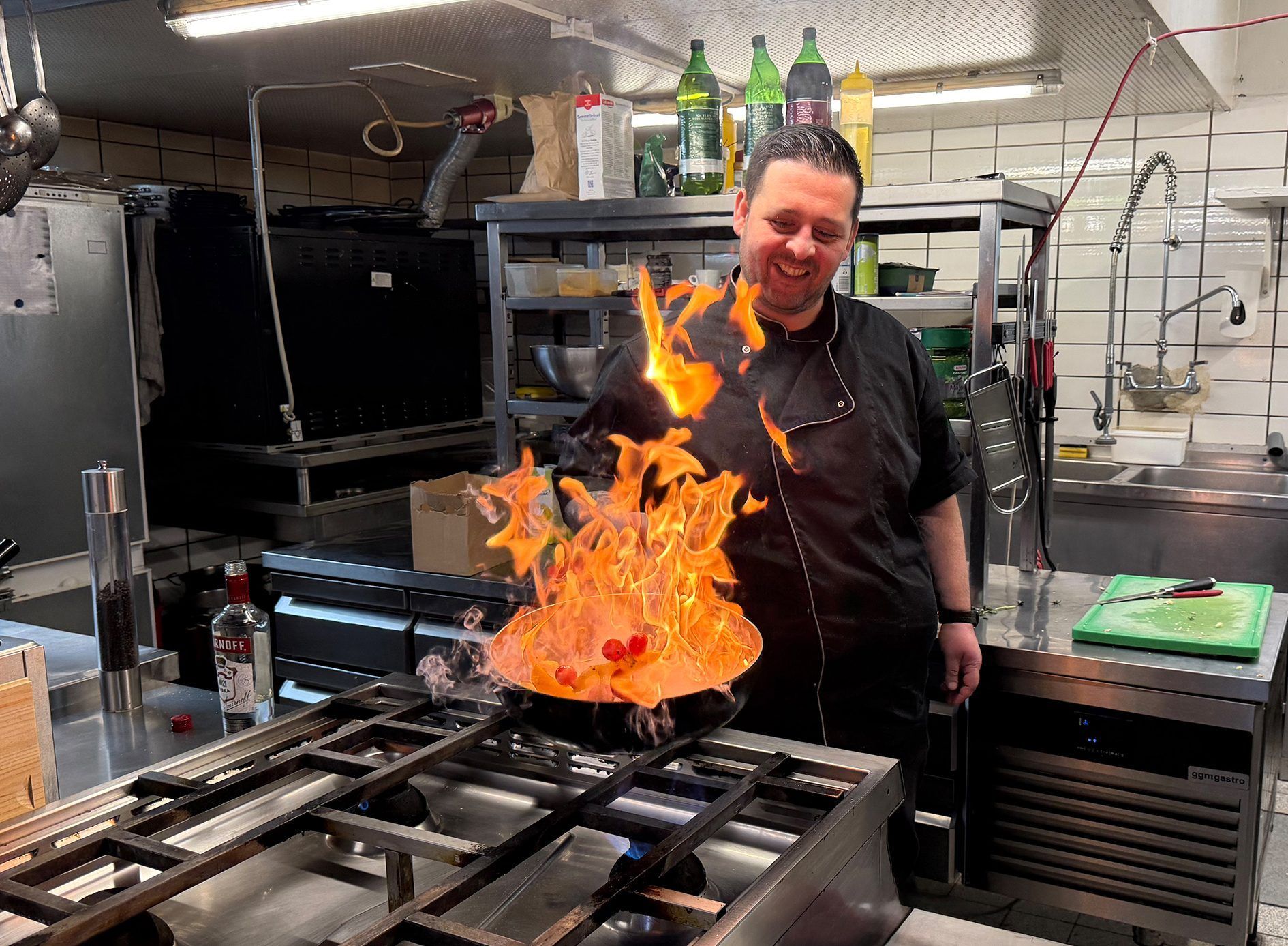 Attila Bogdan ist der Chef am Herd. 