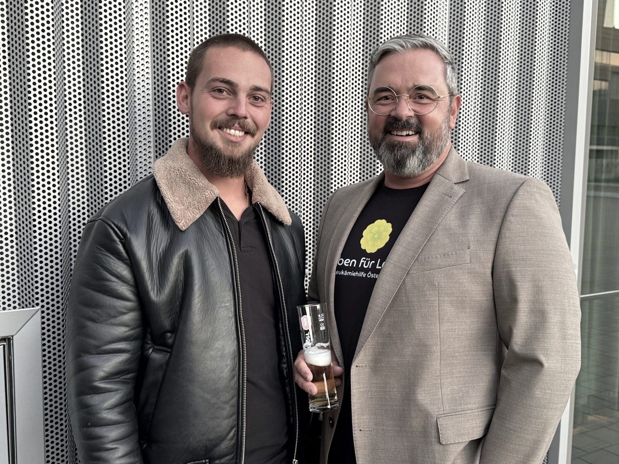 Fabian Mitgutsch mit Florian Kienreich (Geben für Leben).