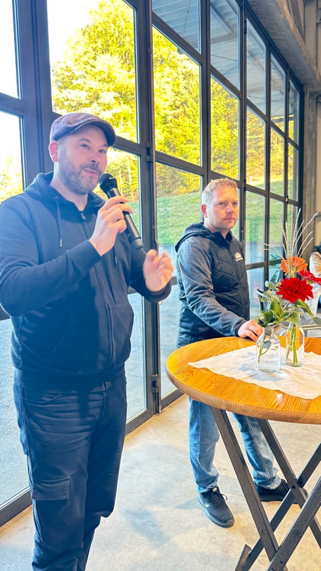 Marcus Naumann (Stilistik) und Andreas Amann vom Henslerstüble.