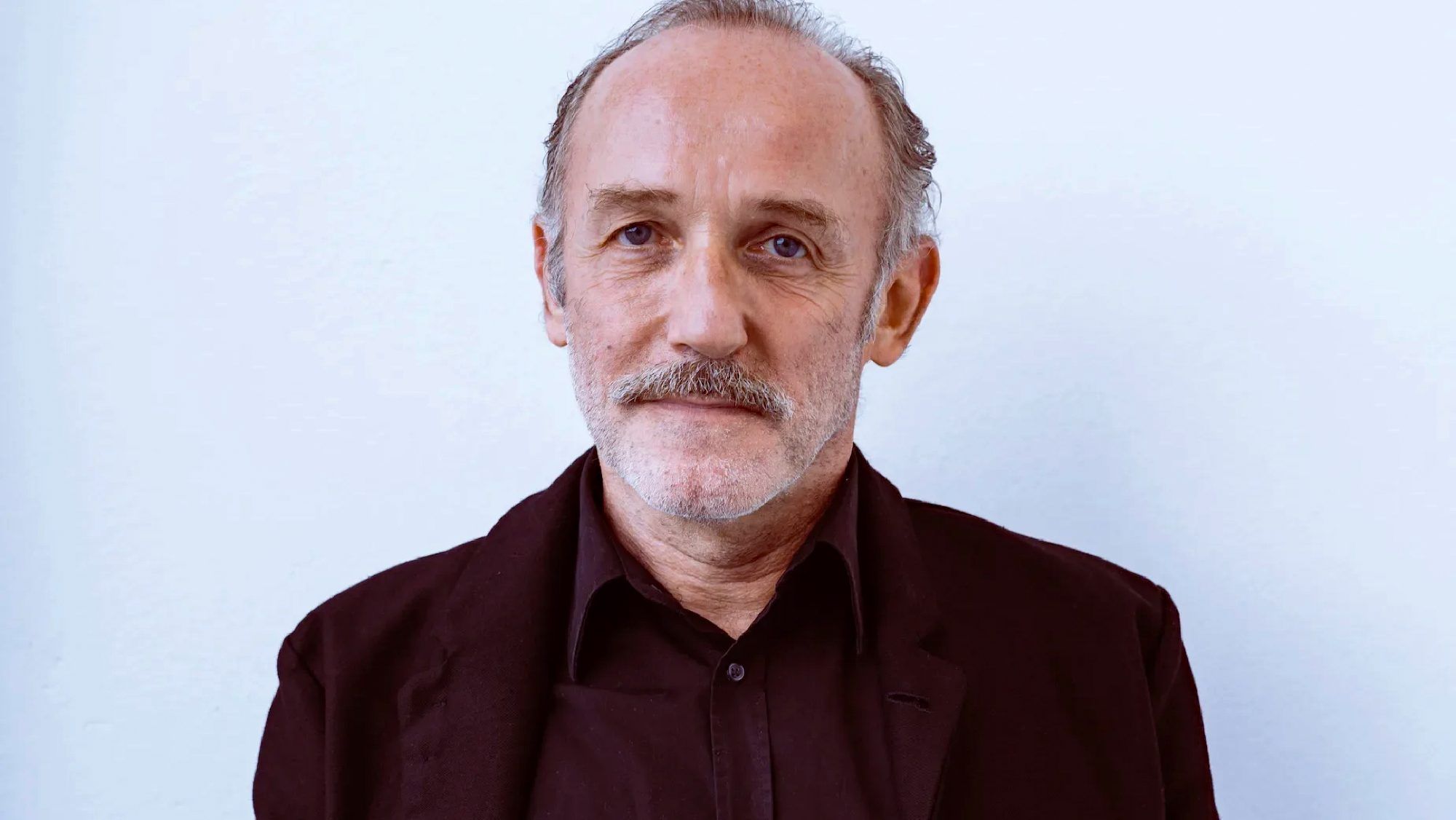 Der Schauspieler, Regisseur und Autor Karl Markovics liest am Samstag um 20 Uhr im TIK Dornbirn.