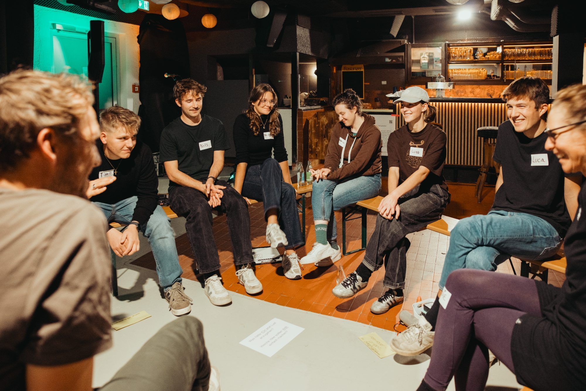 Biosphärenpark Gr.Walsertal/Magdalena Türtscher: Junge Erwachsene im Fairclub Raggal bei der