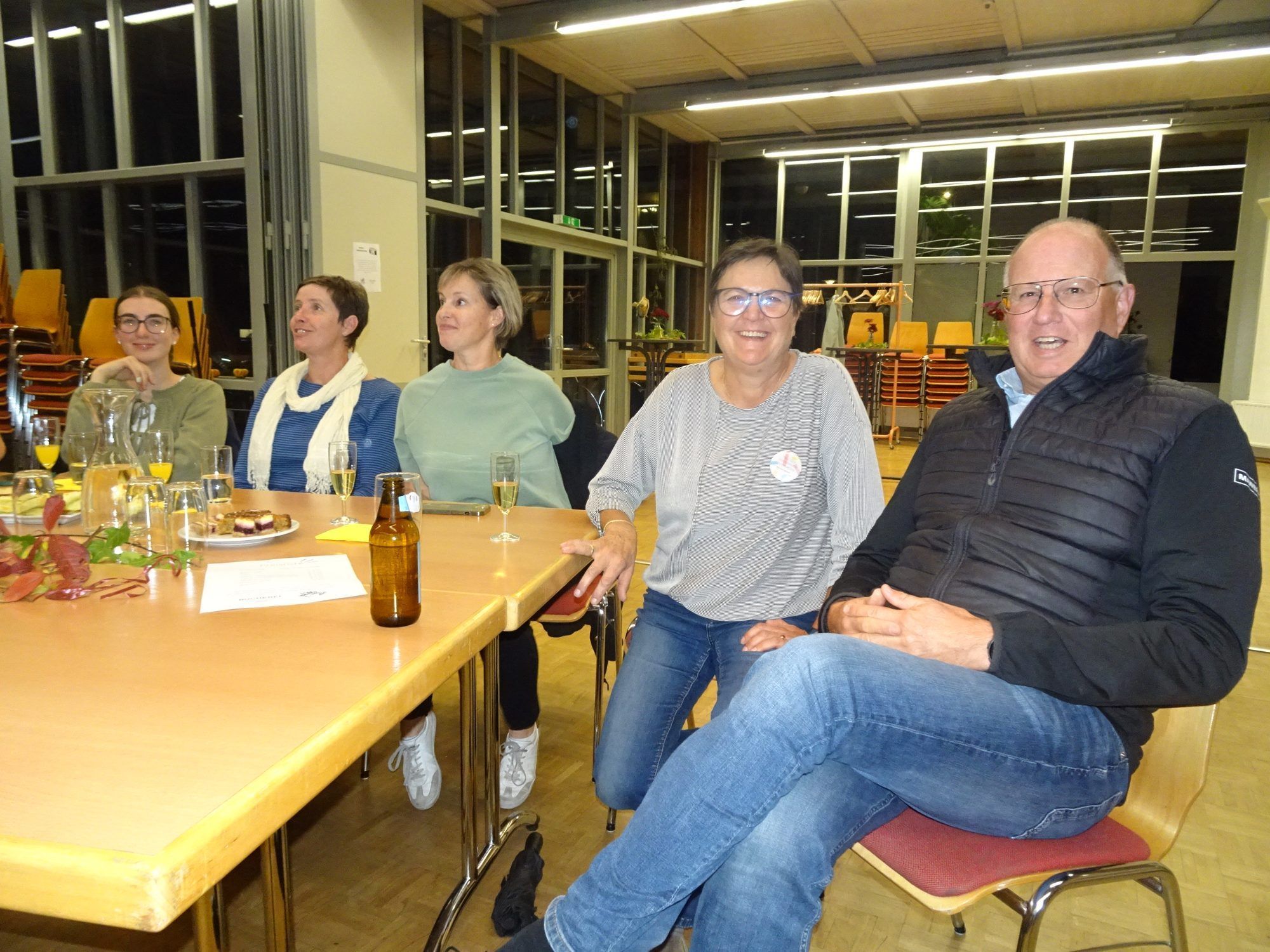 King Charles und der Adel sorgten Lacher und Staunen beim Publikum.