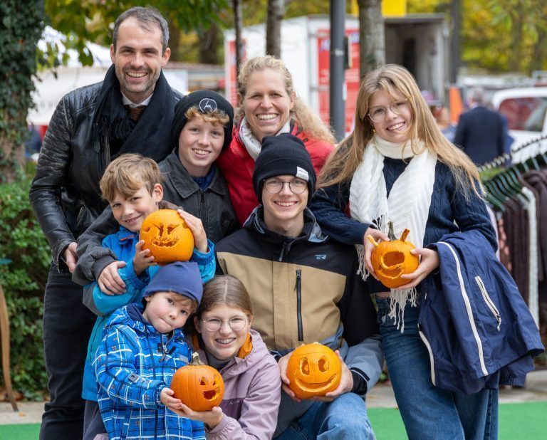 Mehr als nur ein amerikanischer Brauch: Kürbisschnitzen zwischen Moa und Halloween