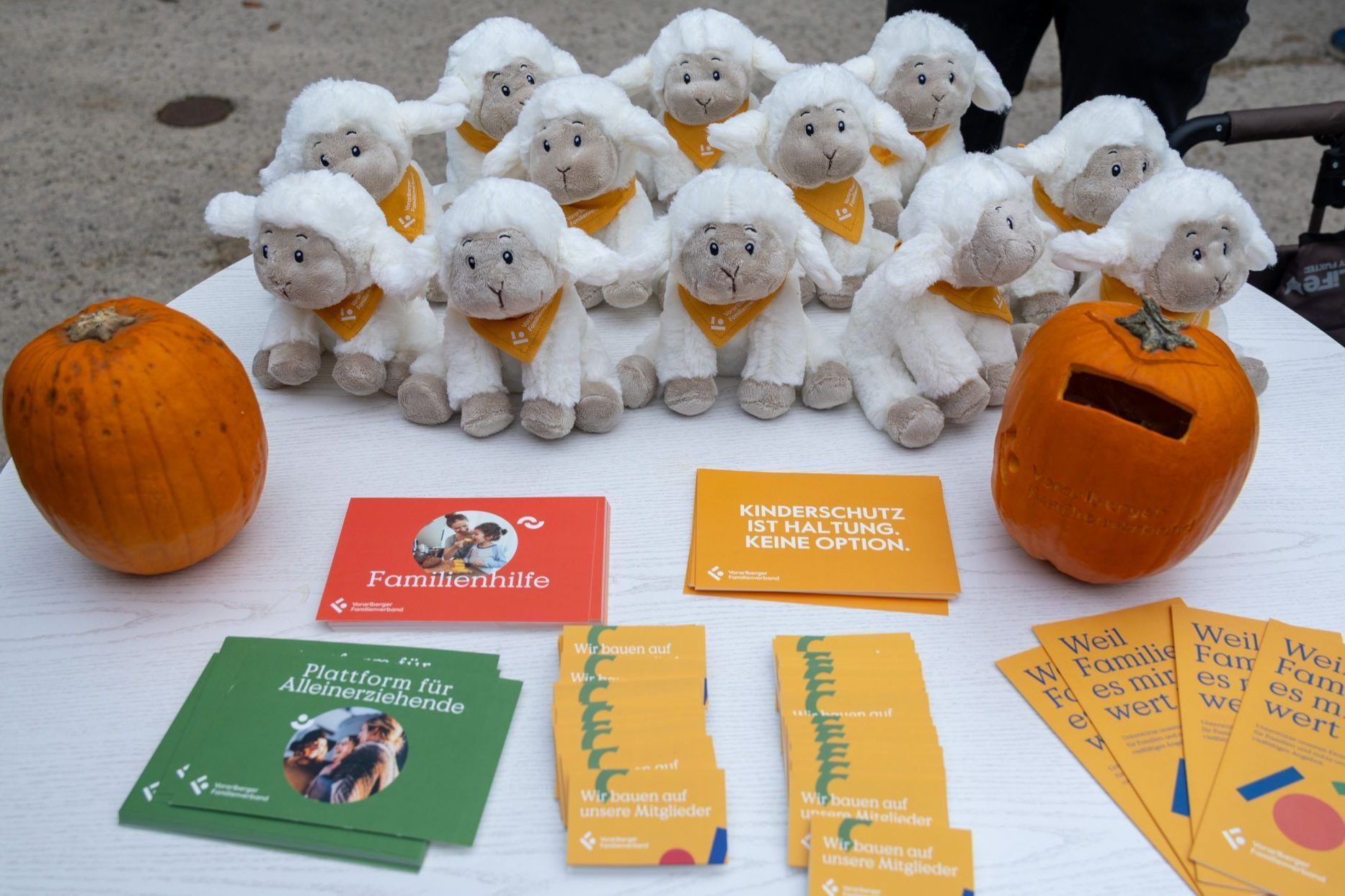 Mehr als nur ein amerikanischer Brauch: Kürbisschnitzen zwischen Moa und Halloween
