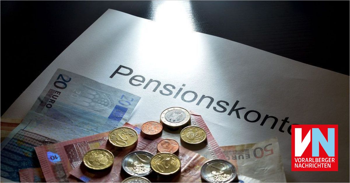 Pressure for a larger pension reform