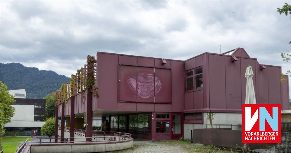 Altes Hallenbad wird abgerissen