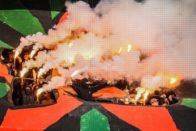 Neue Videos belegen Gewaltbereitschaft der Wacker-Querköpfe